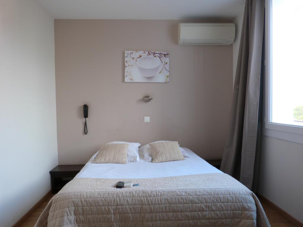 Blue Hotel La Seyne-sur-Mer Cameră foto
